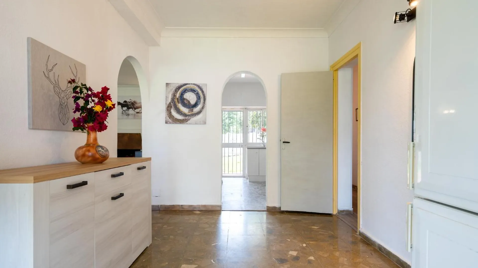 Family Villa With Garden Next To The Beach El Faro