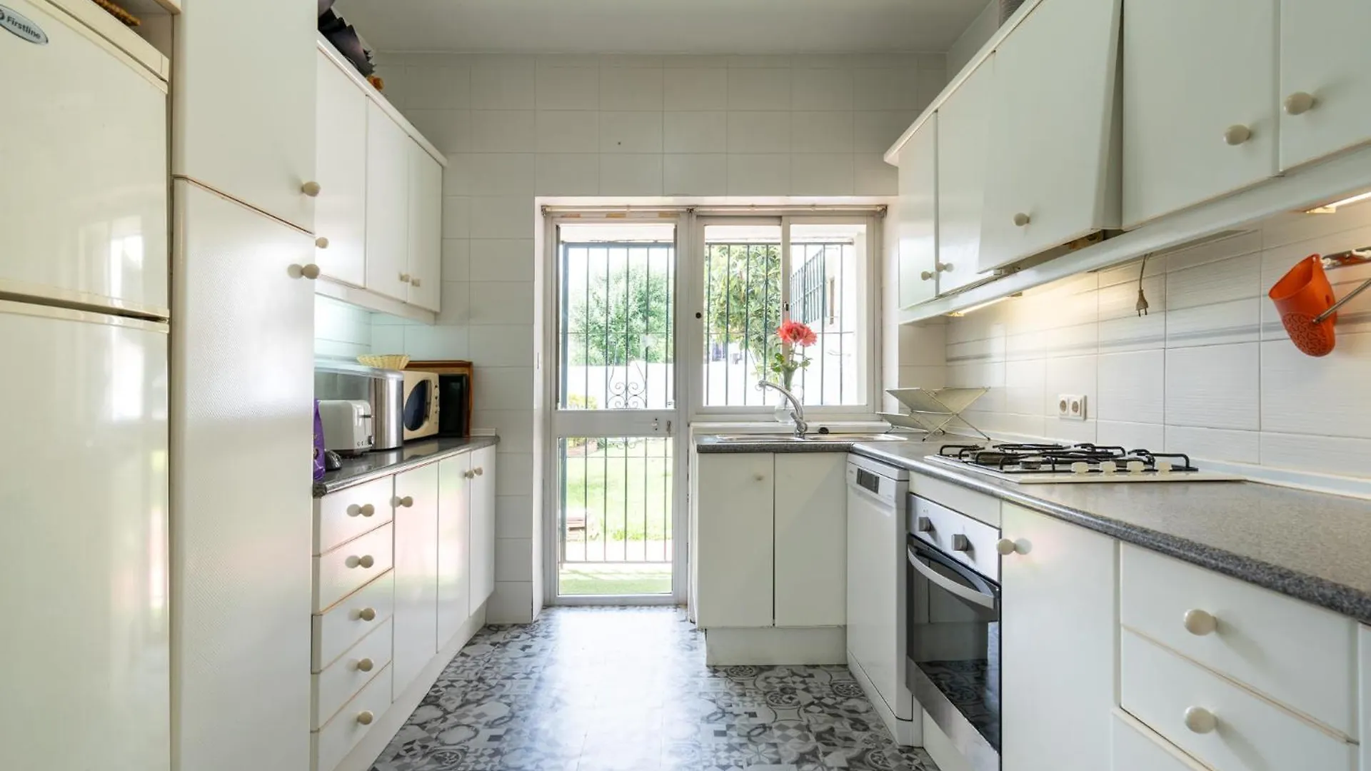 Family Villa With Garden Next To The Beach El Faro Spain